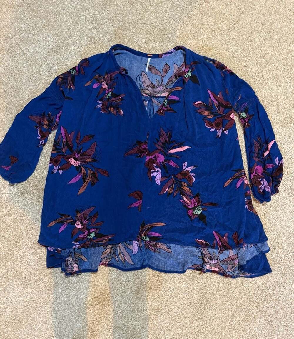Free People Tree Swing Tunic Size M Blue Floral Long Sleeve Top